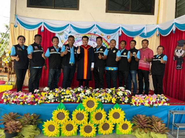พิธีมอบวุฒิบัตร บัณฑิตน้อย ระดับชั้นปฐมวัย รุ่นที่ ๑๘ ประจำปีการศึกษา ๒๕๖๖